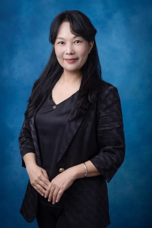 Fengying Li